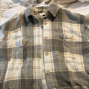American Eagle Outfitters Plaid Shirt Jacket - Gray, White, and Tan